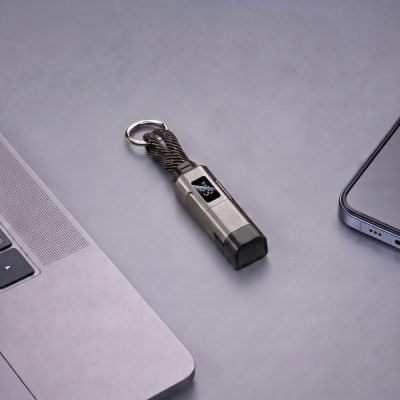 Lanț pentru chei cu cablu și afișaj portabil | CHRGKEY
